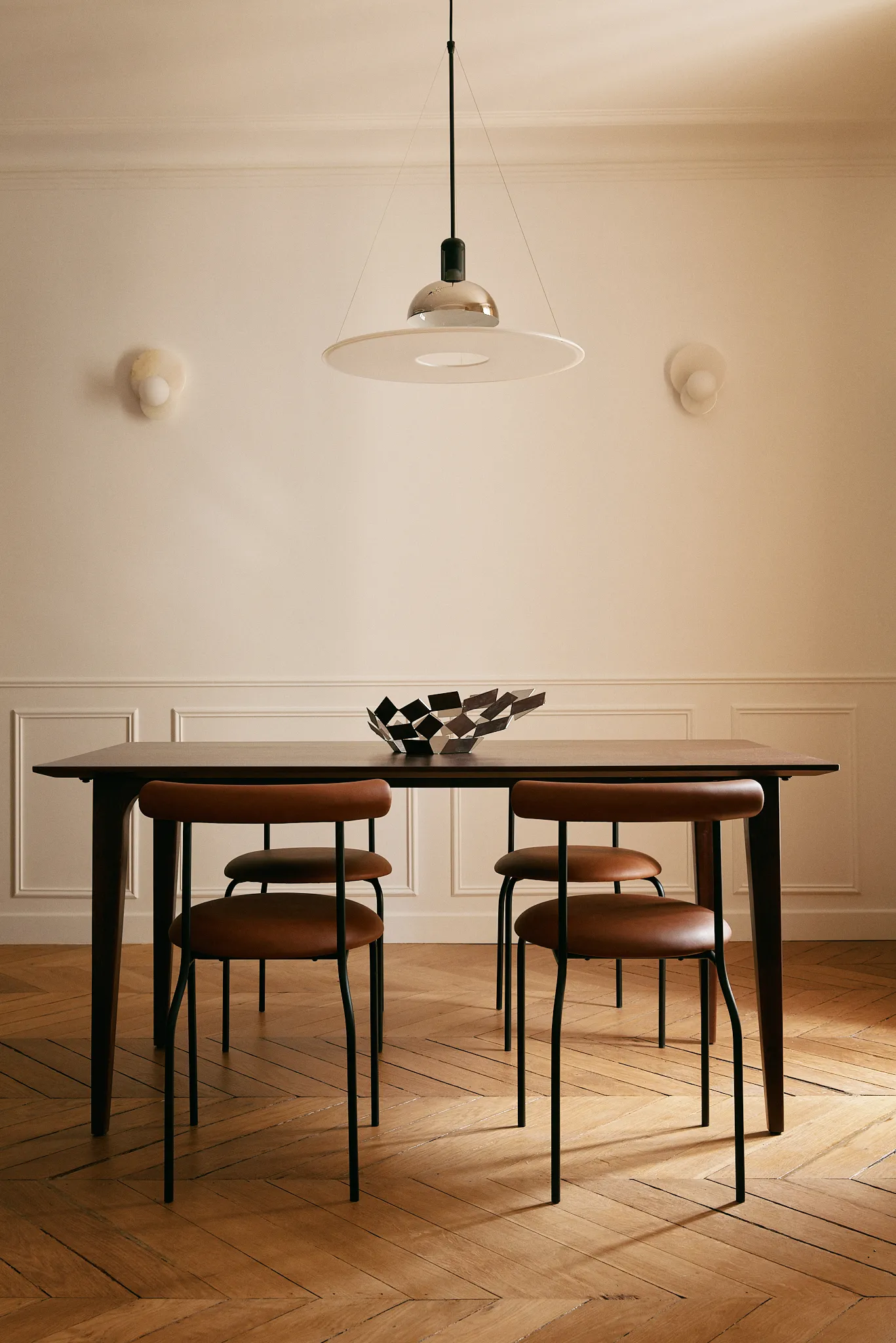 PRIVATE APARTMENT PARIS 7 — 2